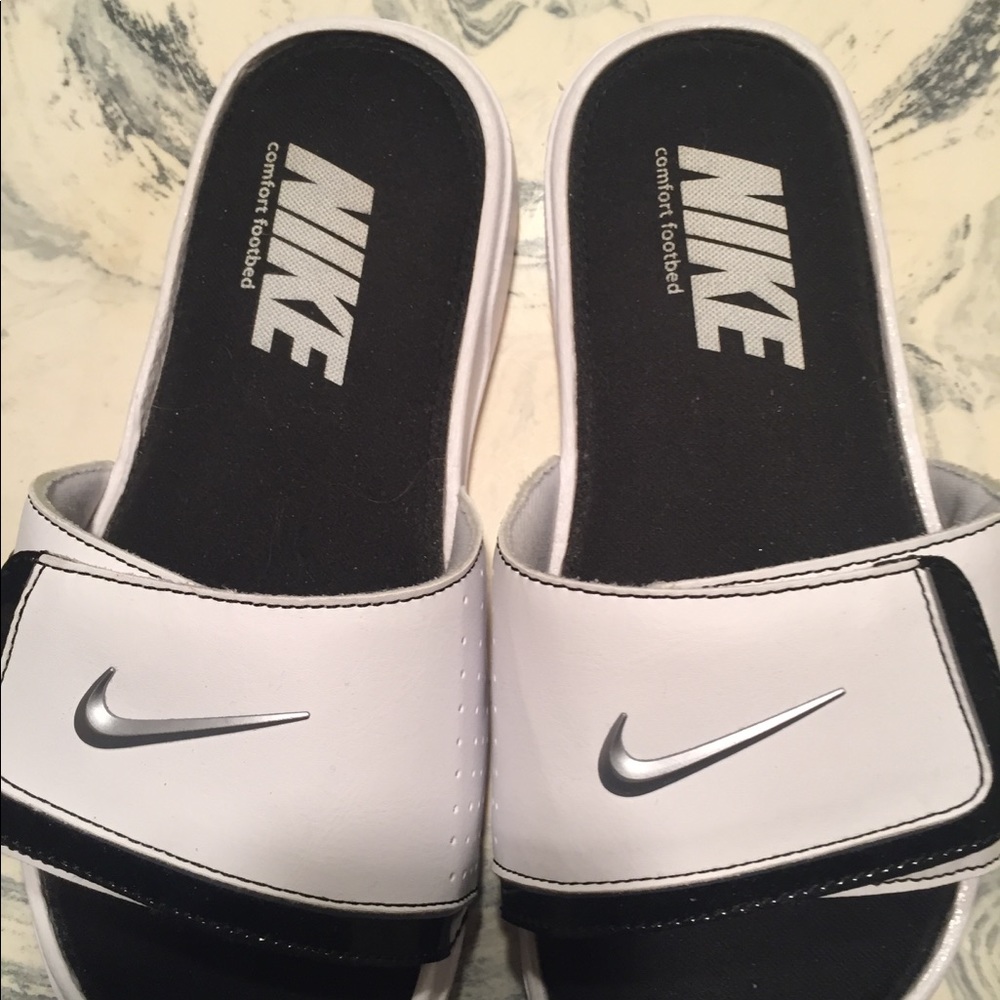 Slides never worn